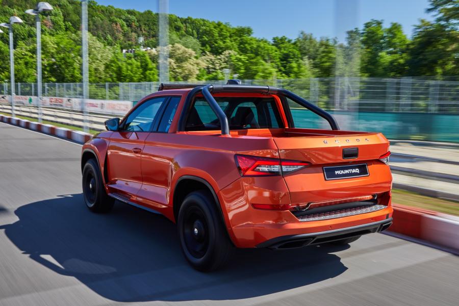  Skoda Mountiaq Concept 2019 года  (фото 21 из 36)